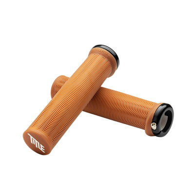 Title LO1 Grips