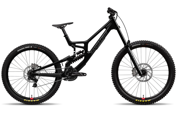 MY25_V10_CC_DH_S_GlossBlackSpa