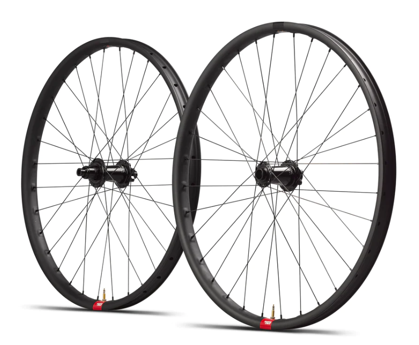 Santa Cruz Wheelset HD 29 Reserve30/i9 Hydra 12 x 148 Kinetik Cycles