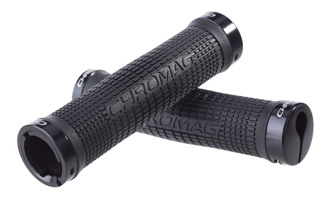 The Squarewave grip is designed for performance and comfort as our paramount goals.