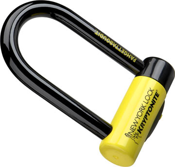 18mm hardened MAX-Performance steel shackle resists bolt cutters and leverage attacks
Oversized, hardened steel sleeve over crossbar for double security
Double deadbolt locking for extensive holding power
High security disc-style cylinder
Center keyway defends against leverage attacks
Protective vinyl coating
Sliding dustcover protects and extends cylinder life
3 stainless steel keys &ndash; one lighted with high intensity LED bulb & replaceable battery