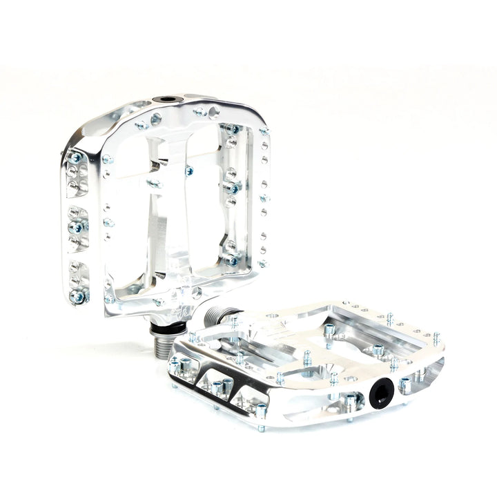 A*n様 [値下げ中] CHROMAG SCARABフラットペダル シルバー Chromag Pedals Scarab - Kinetik Cycles